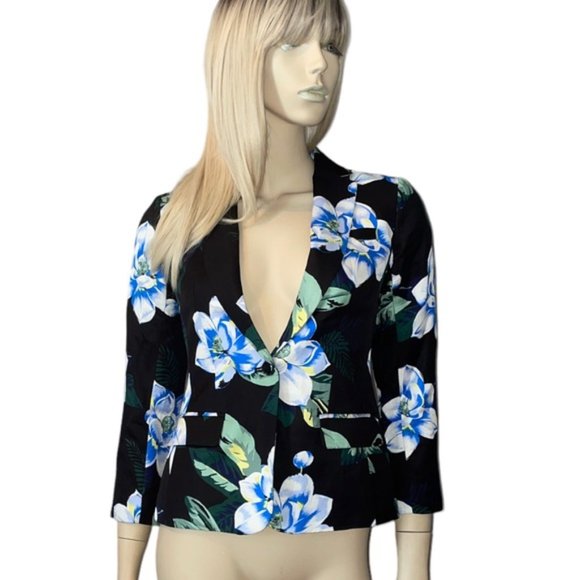 Banana Republic Floral Blazer - Picture 2 of 10